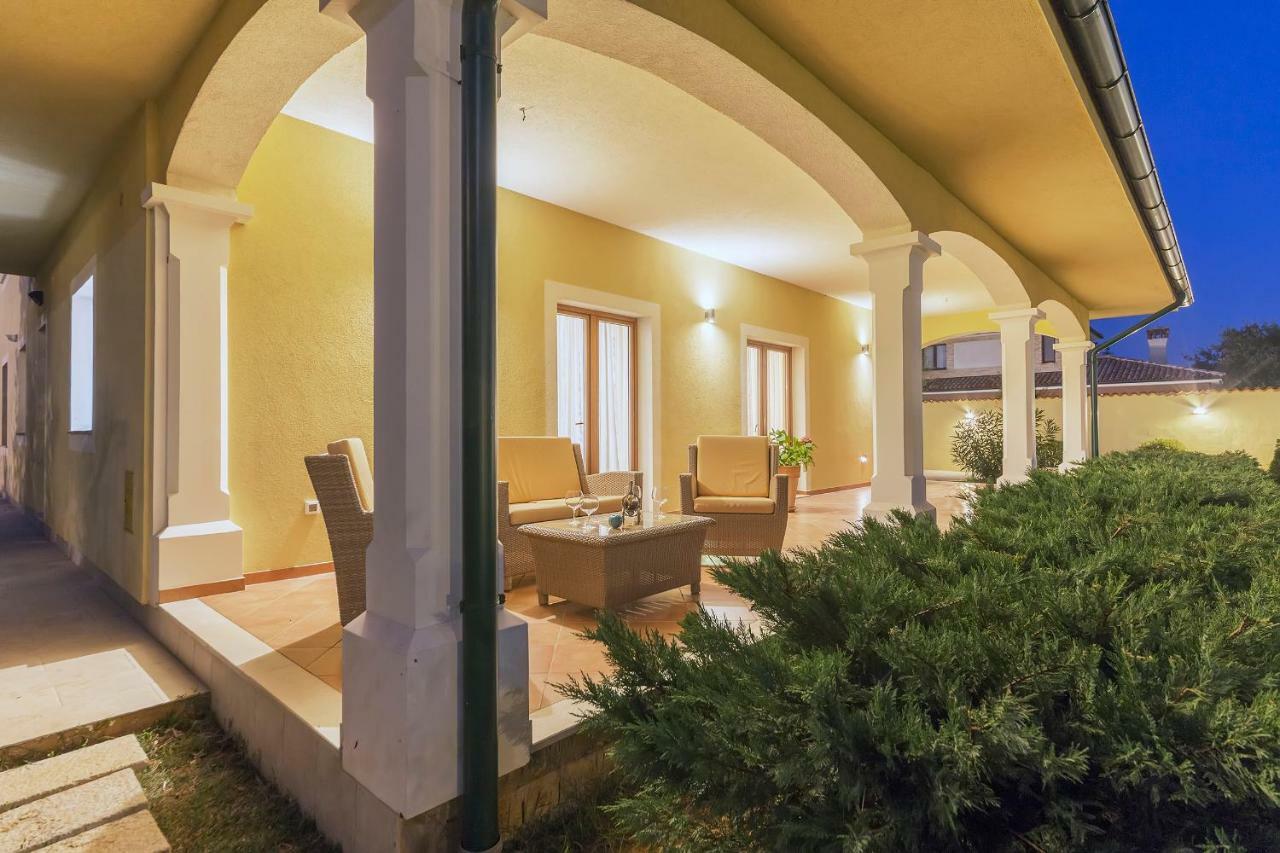 Villa Monique Воднян Экстерьер фото